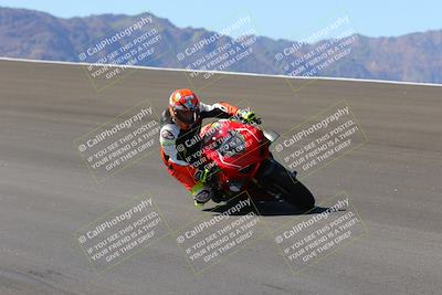 media/Oct-09-2022-SoCal Trackdays (Sun) [[95640aeeb6]]/Bowl (1015am)/